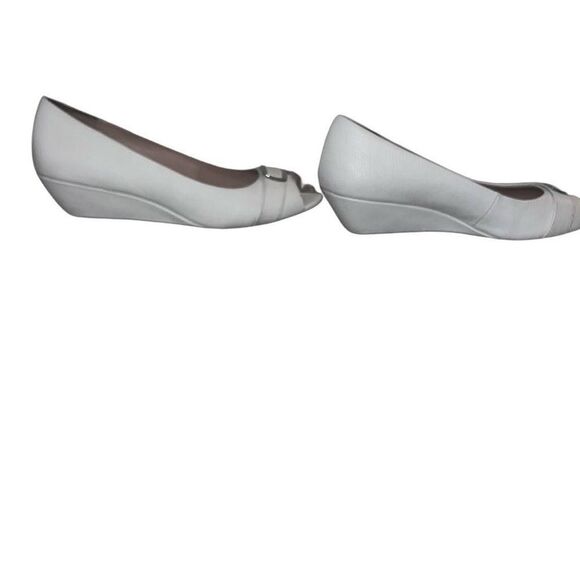 Size 8 white Alfani Carterr Peep Toe Platform Sandals Step N Flex - Picture 5 of 7